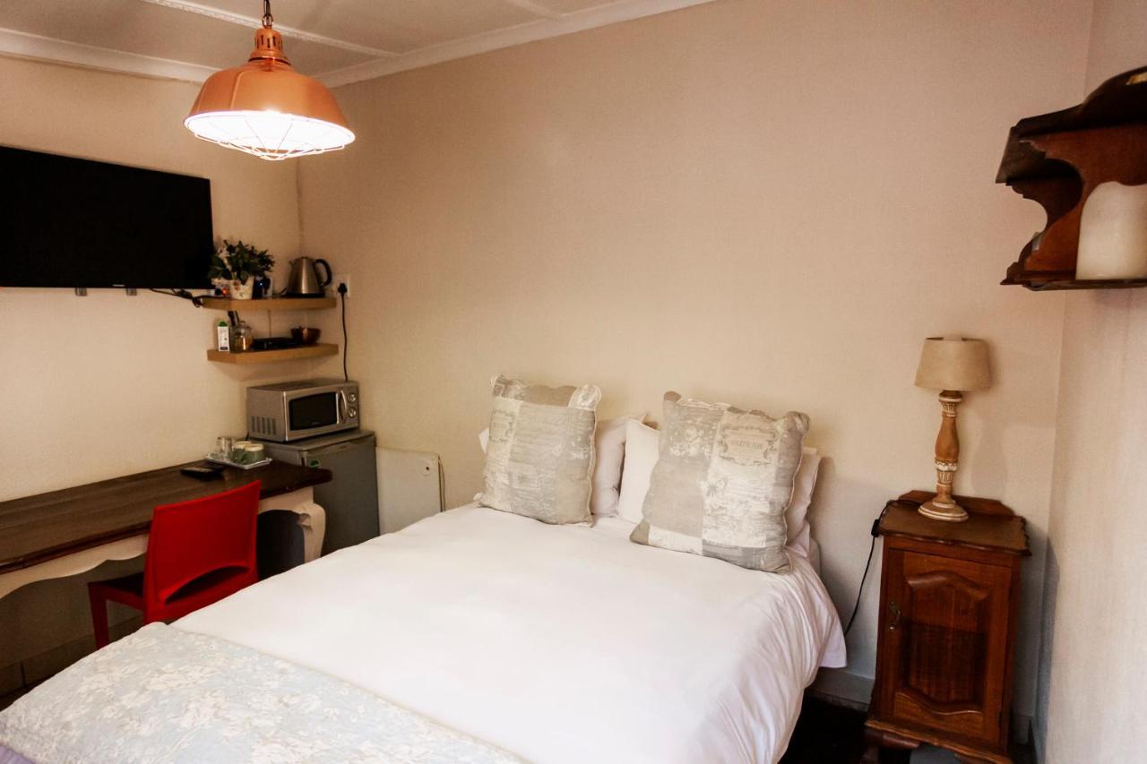 Town And Country Mpumalanga Hotel Миделбург Екстериор снимка